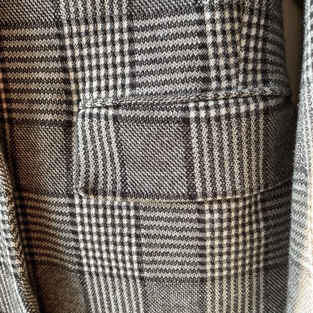 GAP Black and Gray Blazer - Picture 4 of 4